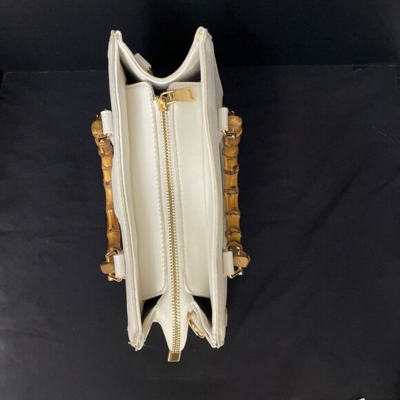 White Faux Leather Handbag w/ Bamboo Double Handles Free Standing Footed - Picture 7 of 11